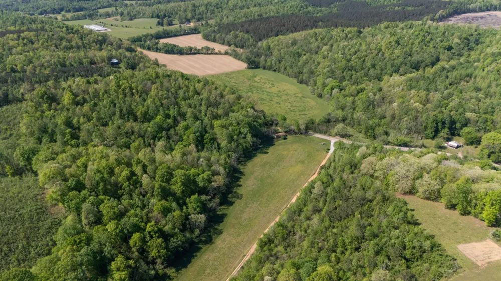 3795 Wayland Springs Rd Iron City, TN 38463