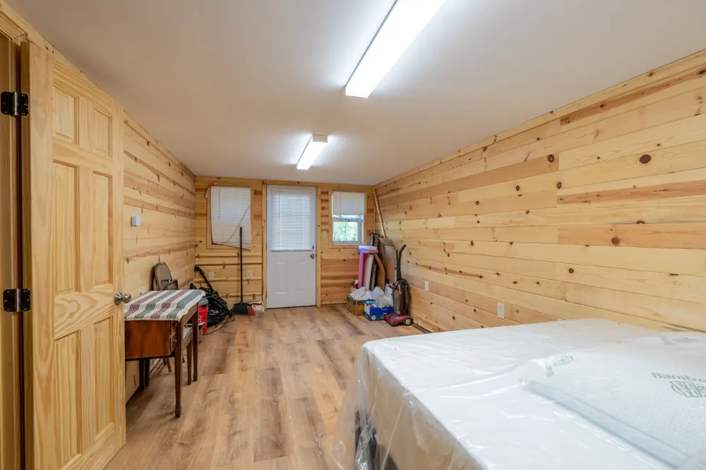 3795 Wayland Springs Rd Iron City, TN 38463