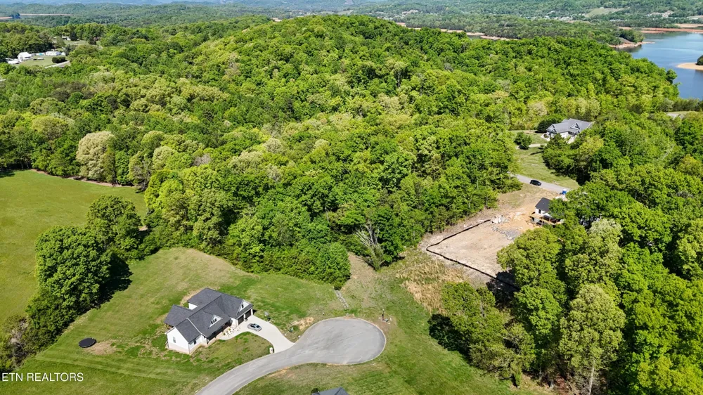 6312 Turners Pond Tr Russellville, TN 37860
