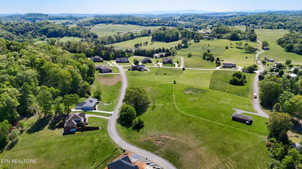 6350 Turners Pond Tr Russellville, TN 37860
