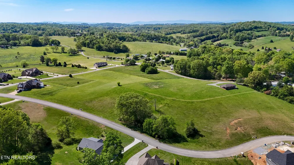 6350 Turners Pond Tr Russellville, TN 37860