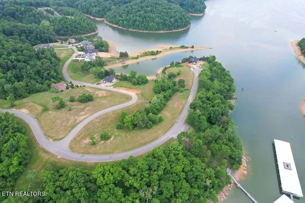 6377 Coves Edge Tr Russellville, TN 37860