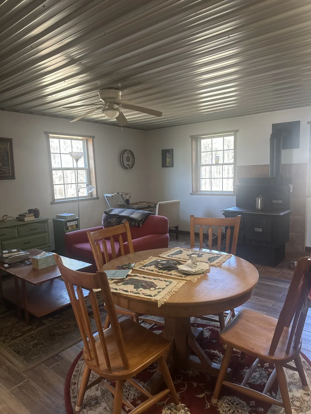 1970 Shores Trl Stewart, TN 37175