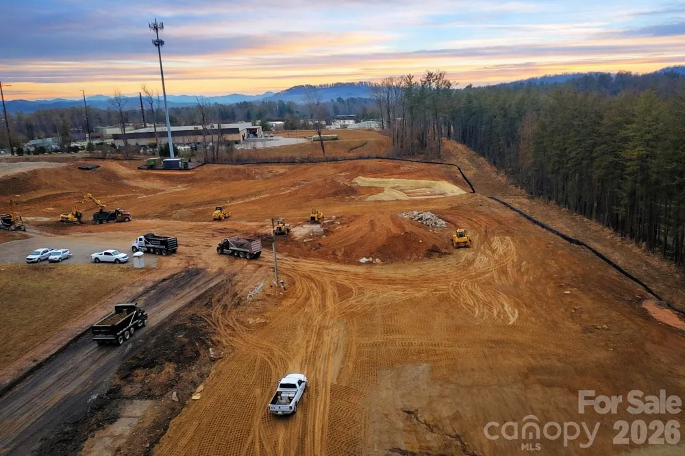 94 Glenn Bridge Road Skyland, NC 28704