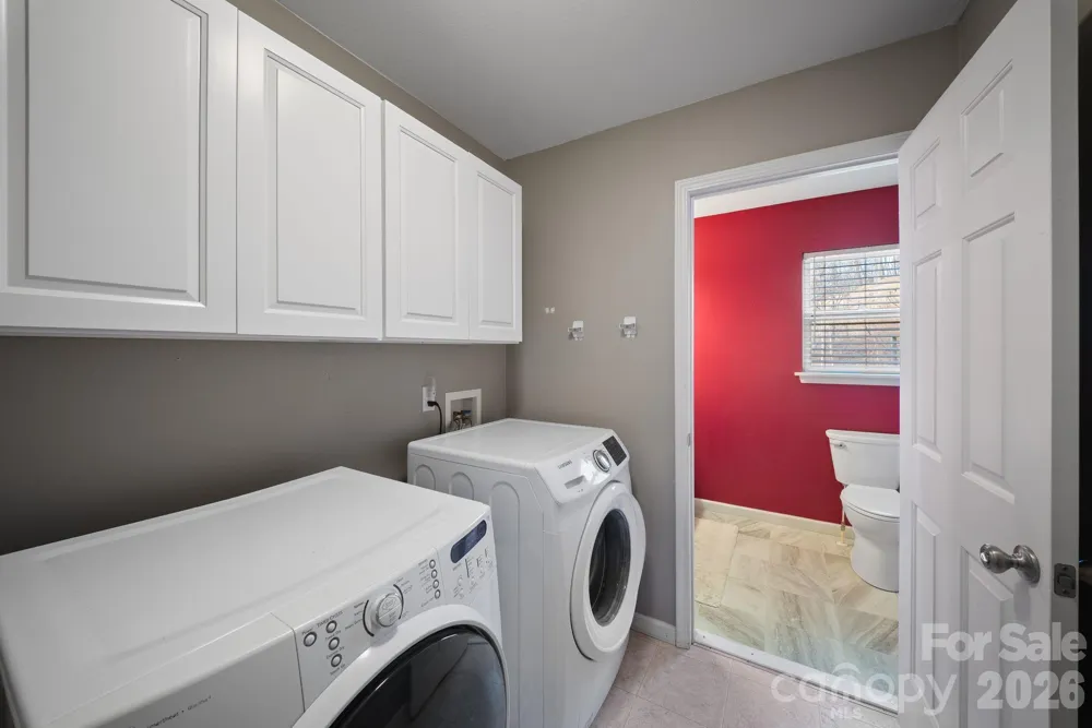 76 Hershel Lane Swannanoa, NC 28778