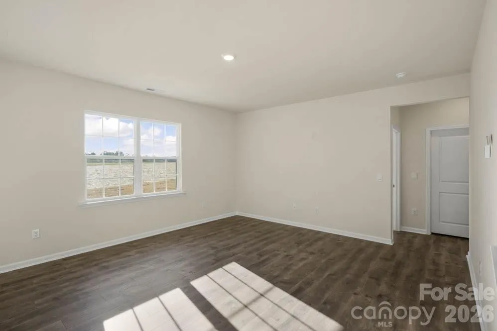 437 Falcon Lane Lexington, NC 27295