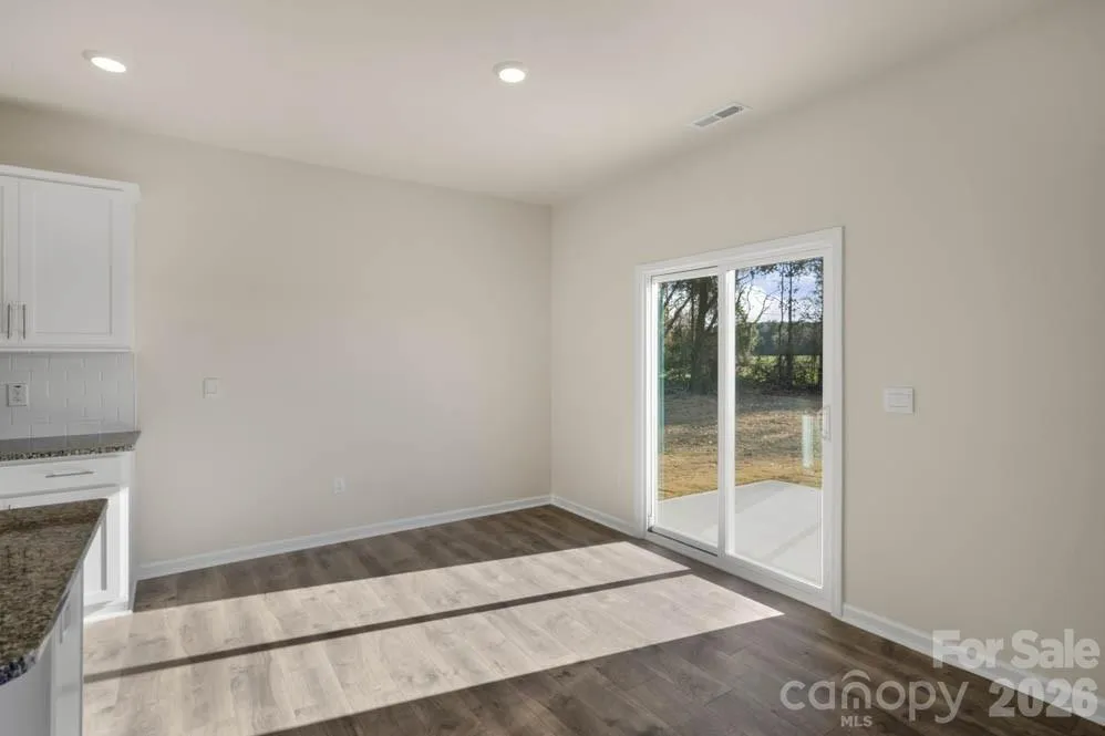 437 Falcon Lane Lexington, NC 27295