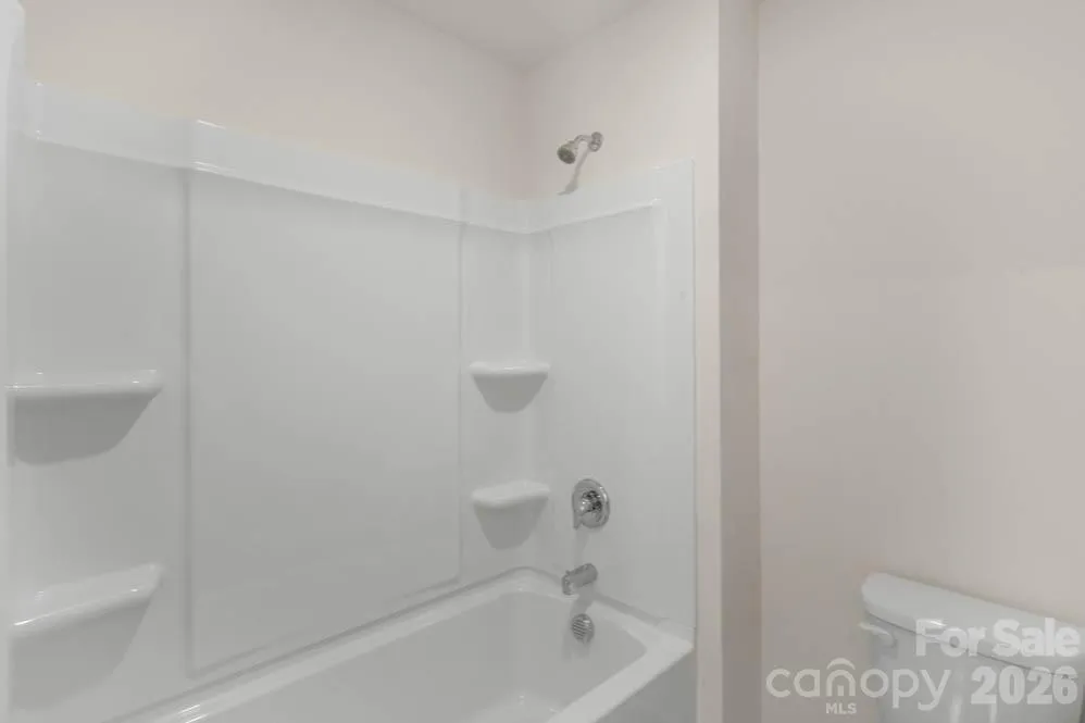 437 Falcon Lane Lexington, NC 27295