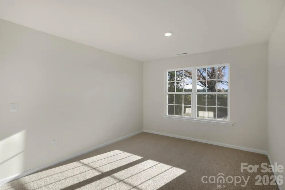 437 Falcon Lane Lexington, NC 27295