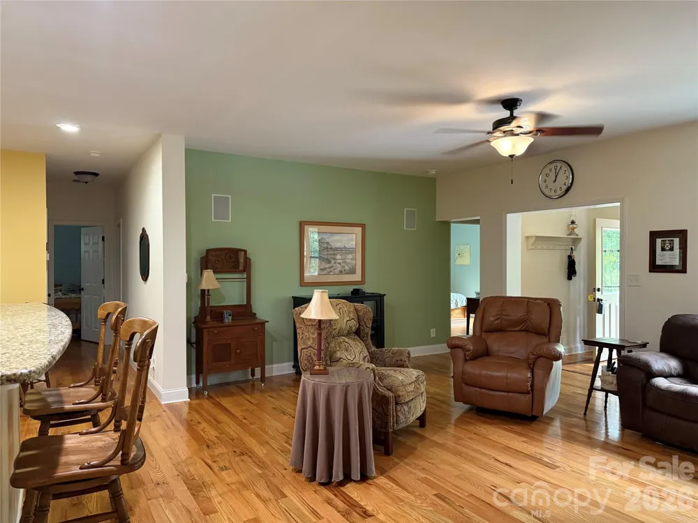 281 Ewbank Road Etowah, NC 28729