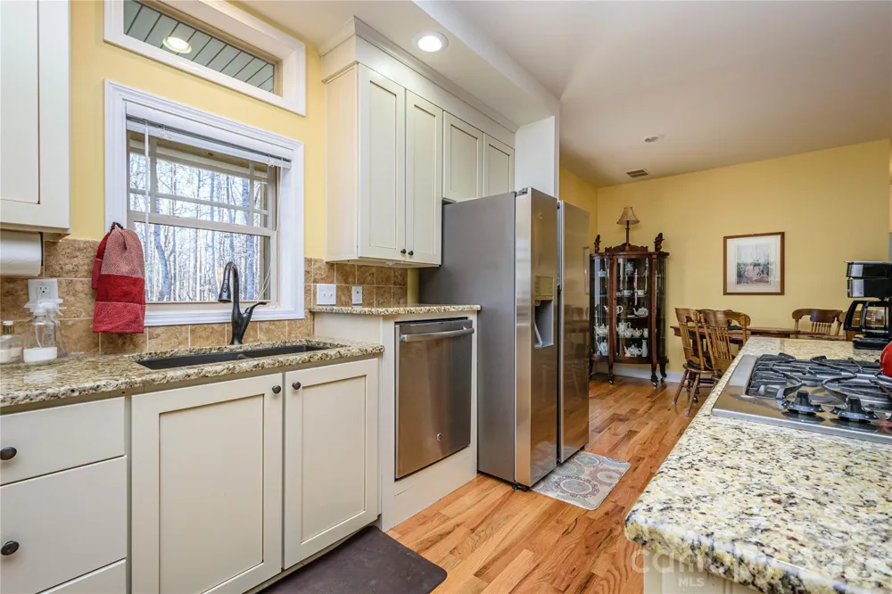 281 Ewbank Road Etowah, NC 28729