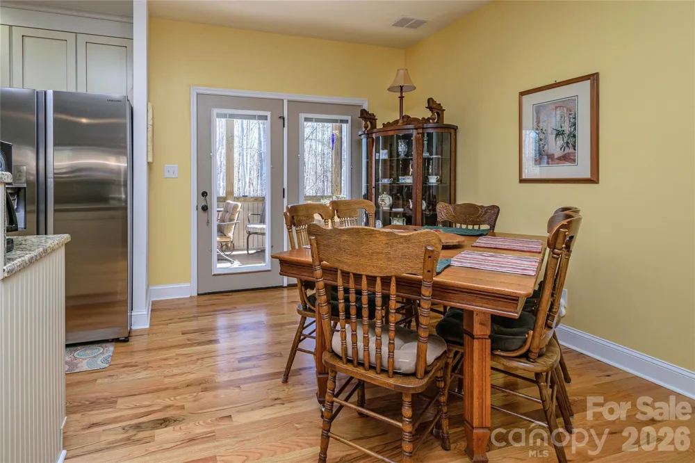 281 Ewbank Road Etowah, NC 28729