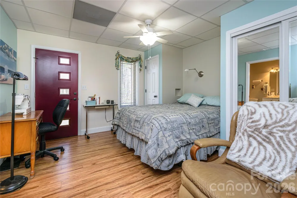 281 Ewbank Road Etowah, NC 28729