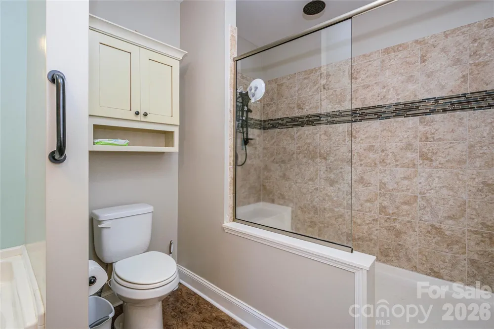 281 Ewbank Road Etowah, NC 28729