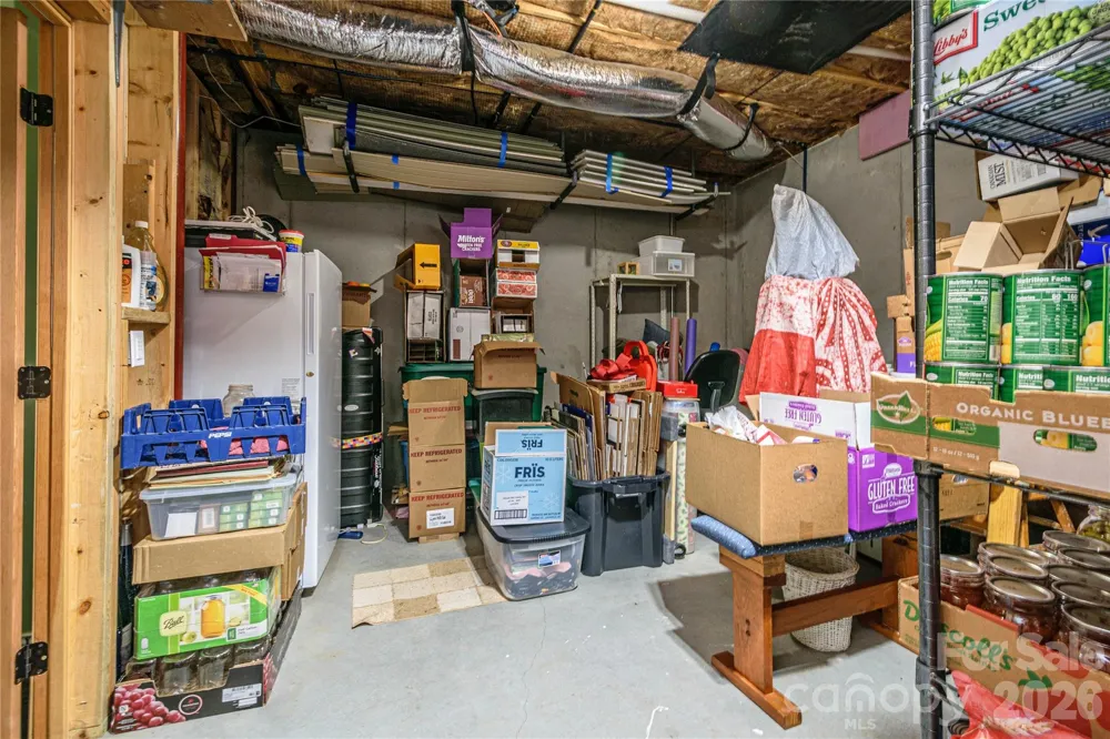 281 Ewbank Road Etowah, NC 28729