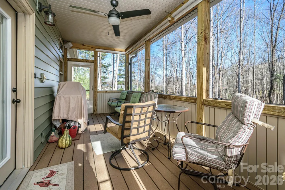 281 Ewbank Road Etowah, NC 28729