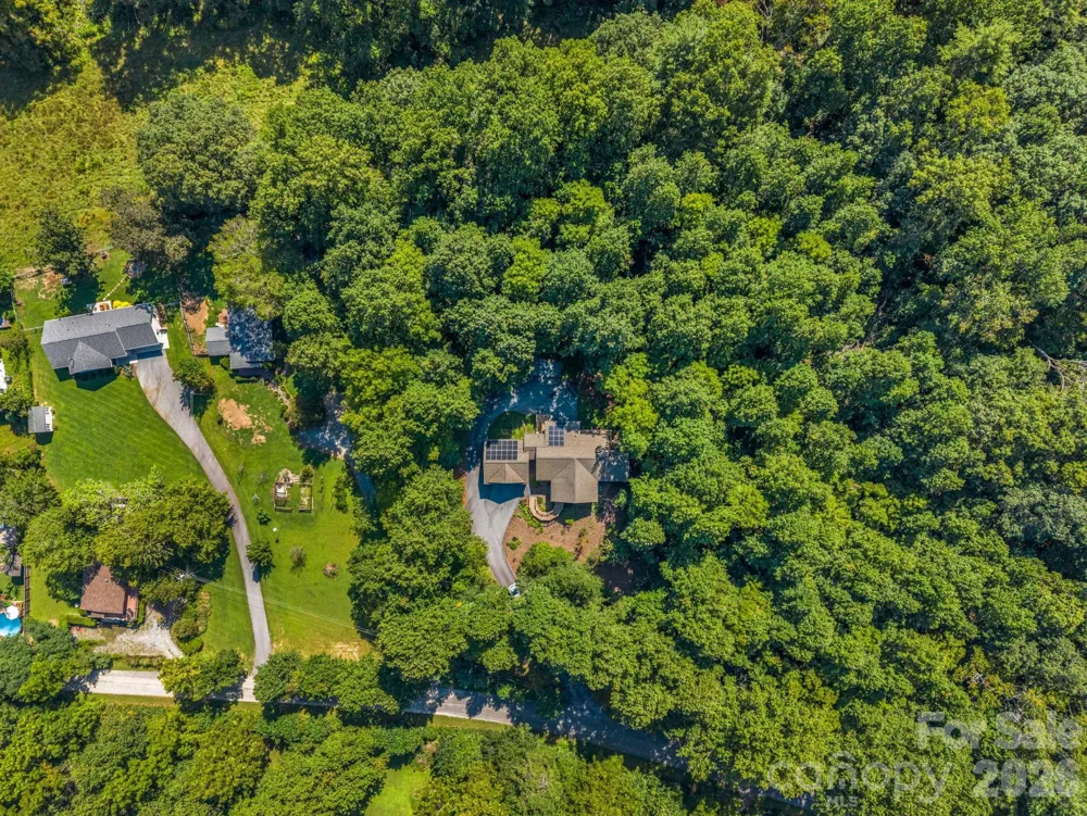 281 Ewbank Road Etowah, NC 28729