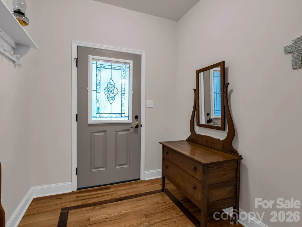 281 Ewbank Road Etowah, NC 28729