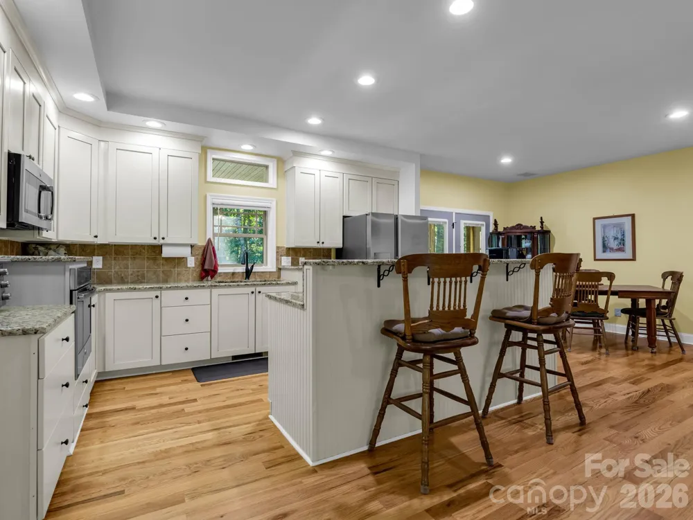 281 Ewbank Road Etowah, NC 28729