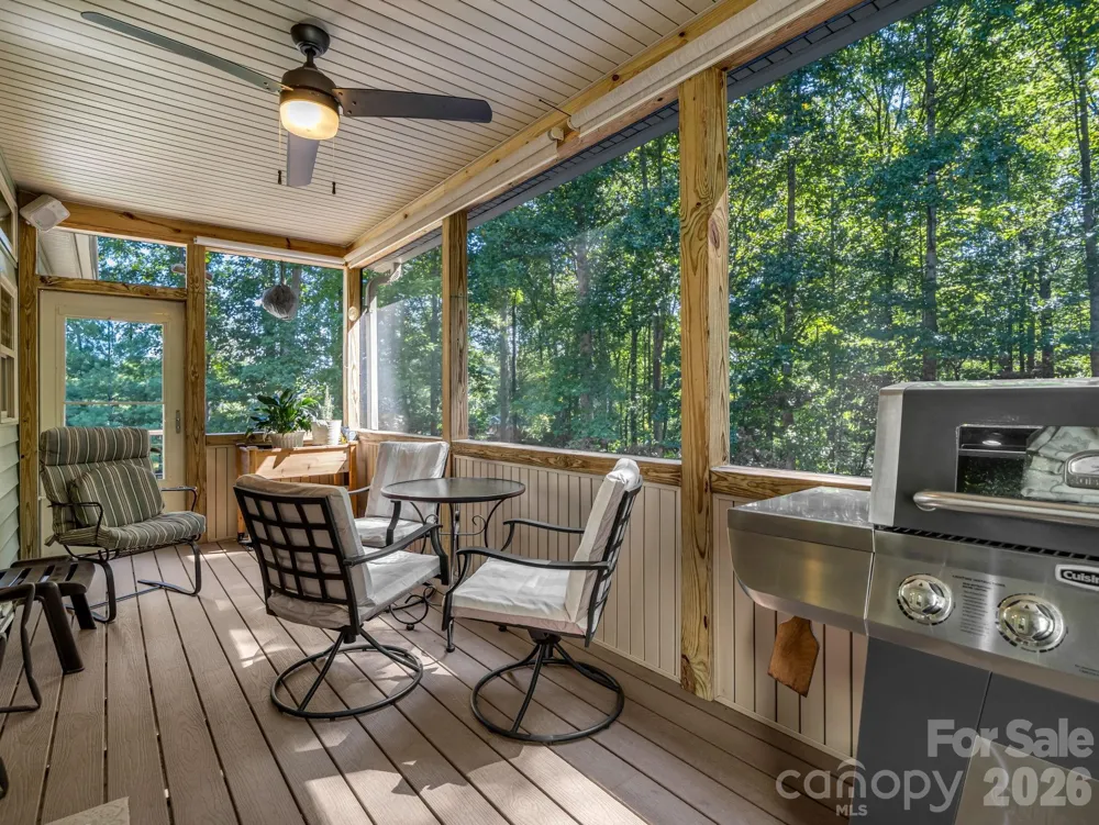 281 Ewbank Road Etowah, NC 28729