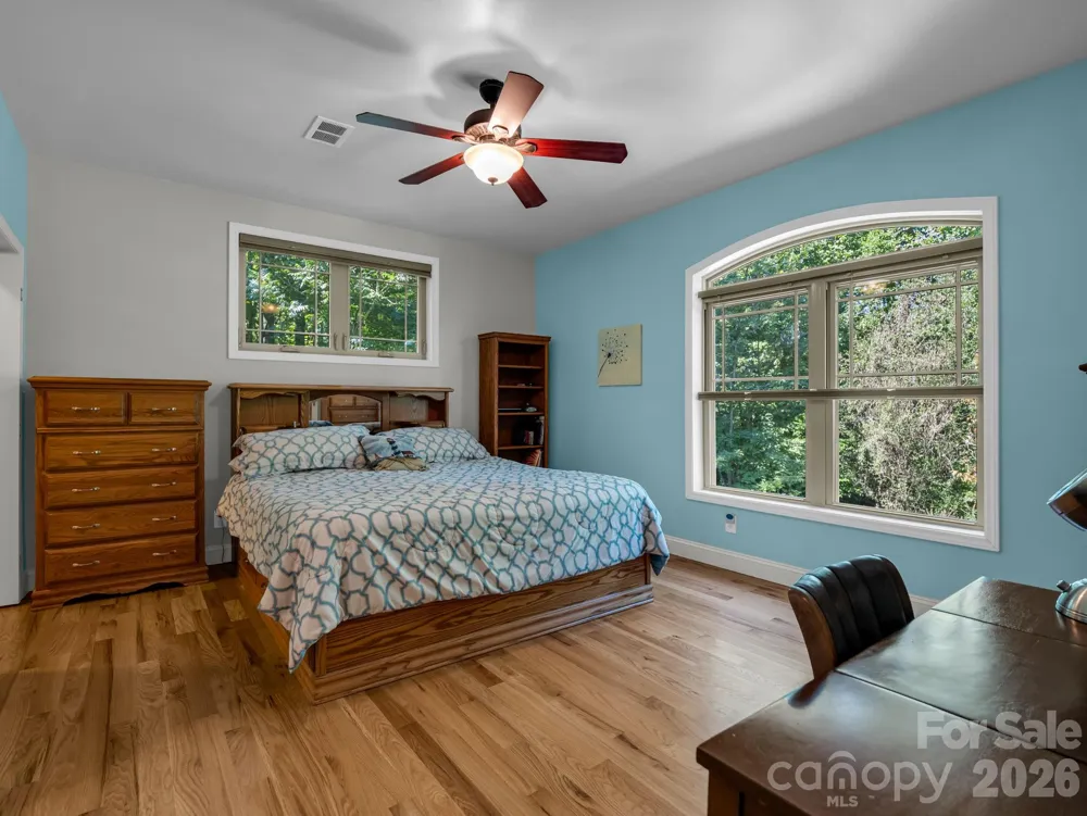 281 Ewbank Road Etowah, NC 28729