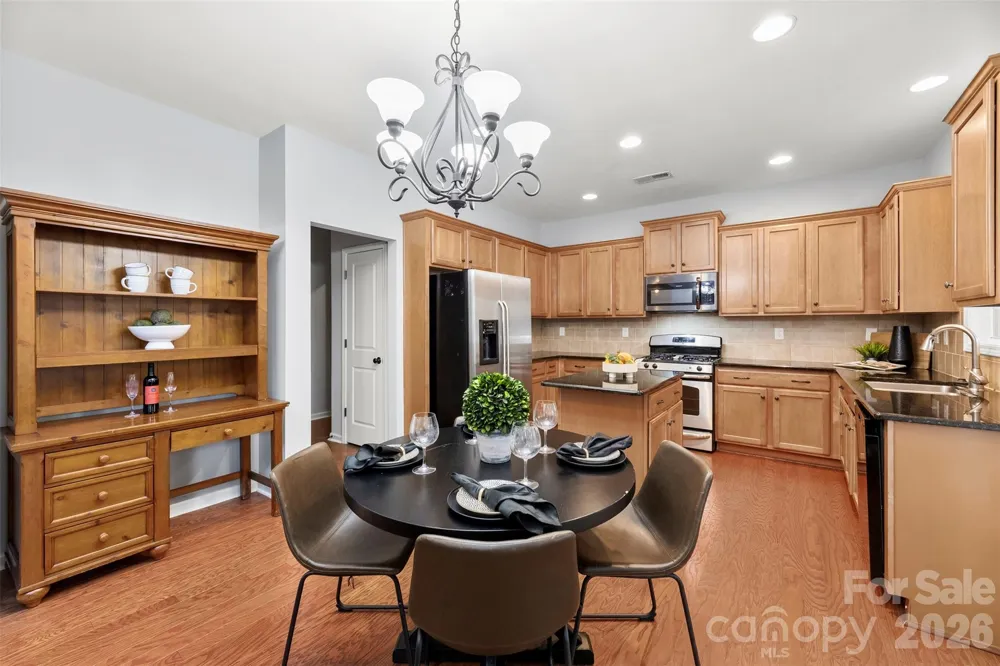 3671 Burnage Hall Road Harrisburg, NC 28075