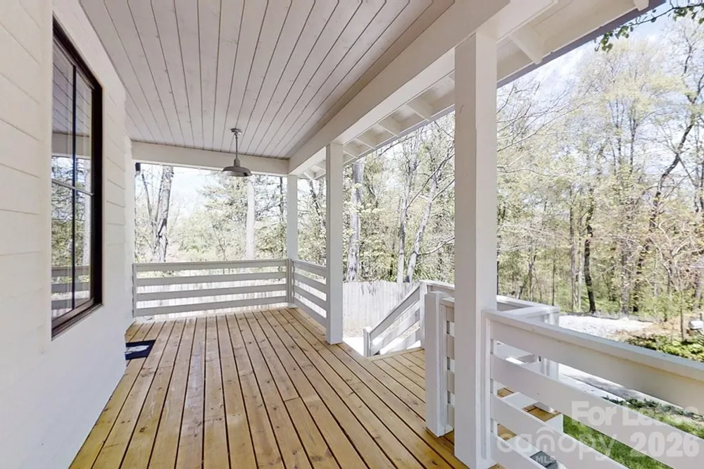 91 Belleair Road Asheville, NC 28806