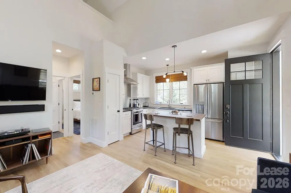 91 Belleair Road Asheville, NC 28806
