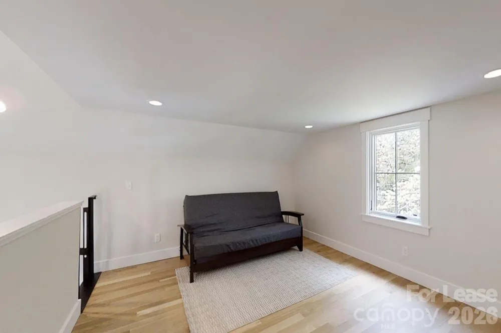 91 Belleair Road Asheville, NC 28806