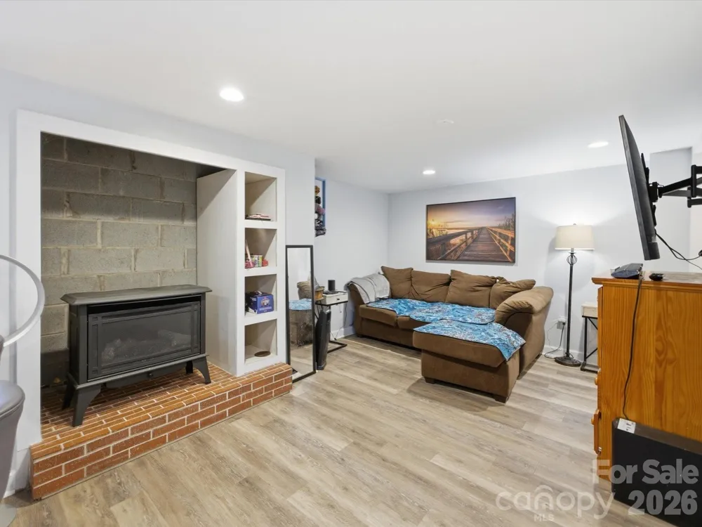 109 Elk Court Mount Holly, NC 28120
