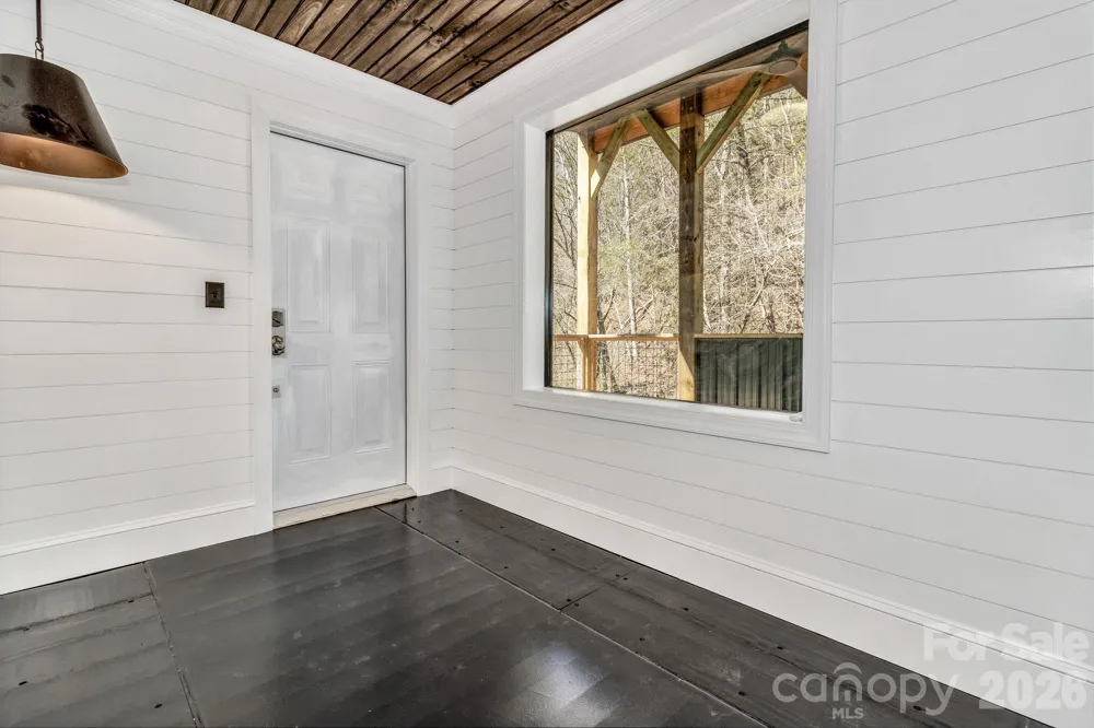 1115 Paint Rock Road Hot Springs, NC 28743