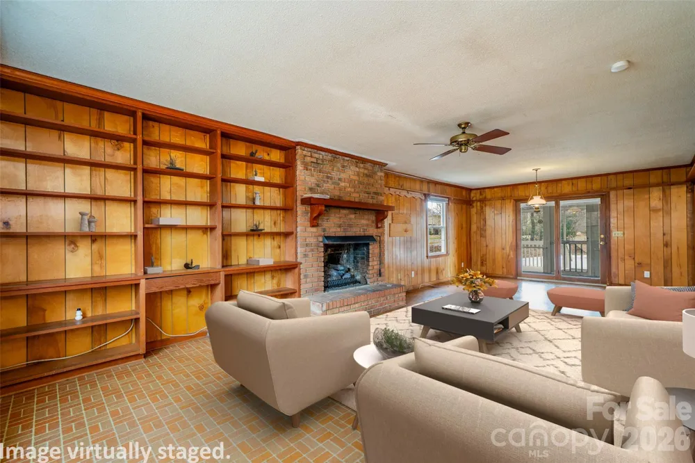 52 E Miller Street Columbus, NC 28722