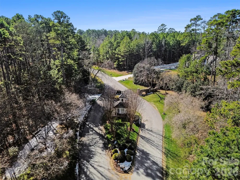 206 Lakewood Court New London, NC 28127
