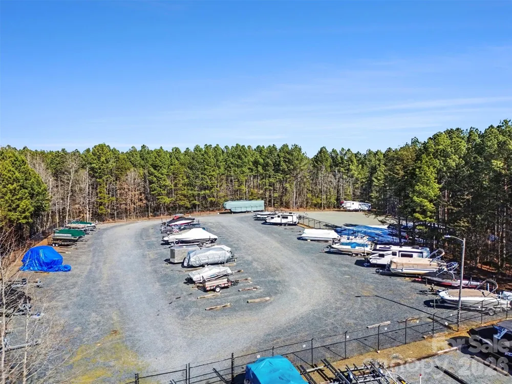 206 Lakewood Court New London, NC 28127