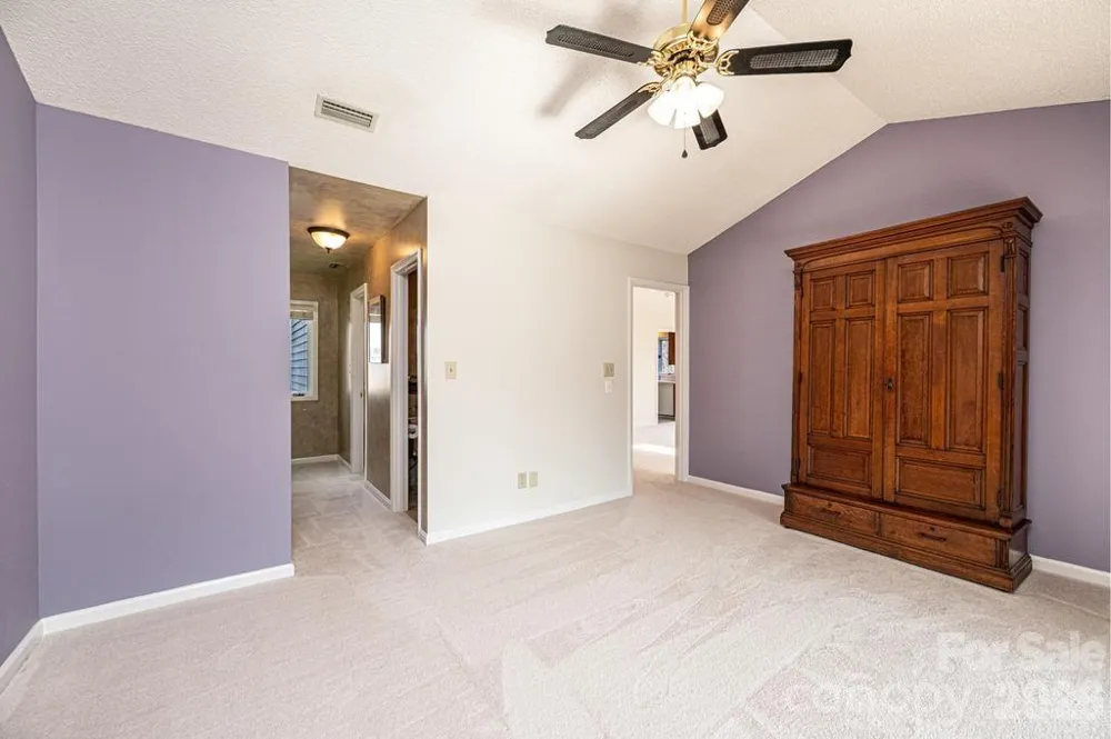 2231 6th Street NW #16 Hickory, NC 28601