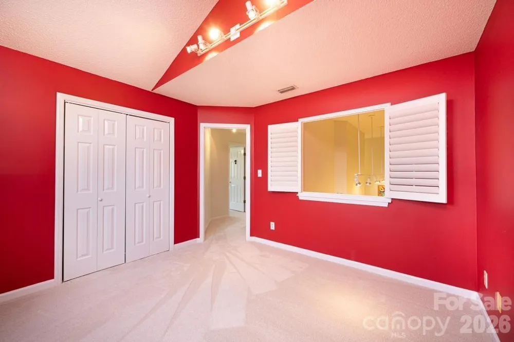 2231 6th Street NW #16 Hickory, NC 28601