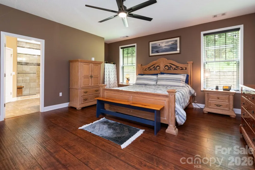 18 Hoye Lane Candler, NC 28715