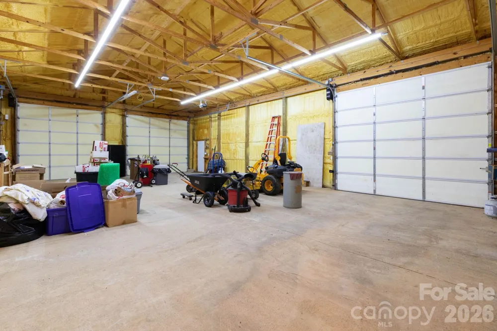 18 Hoye Lane Candler, NC 28715