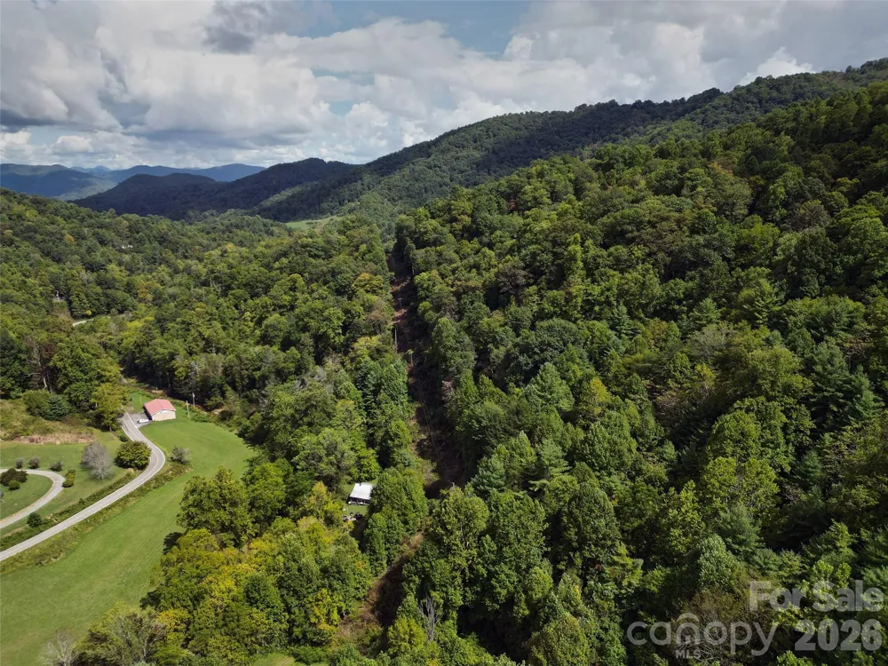 7385 Big Pine Road Marshall, NC 28753