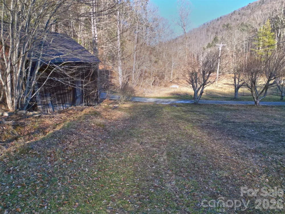 7385 Big Pine Road Marshall, NC 28753
