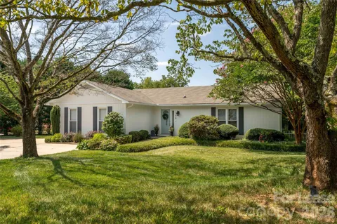 108 Surfside Lane