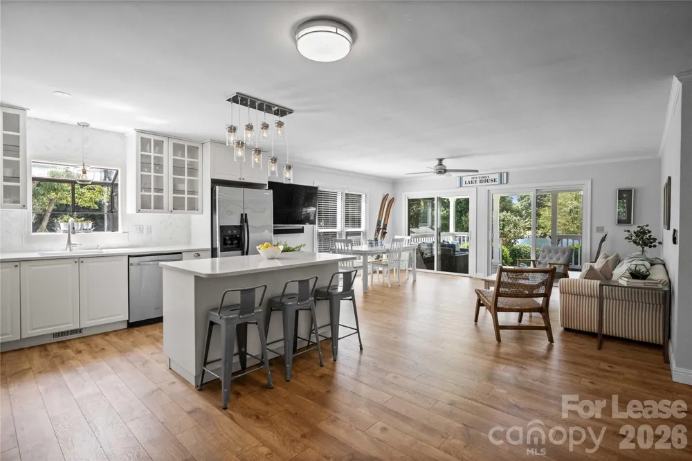 108 Surfside Lane Mooresville, NC 28117