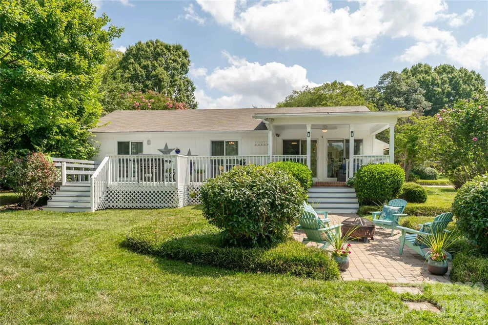108 Surfside Lane Mooresville, NC 28117
