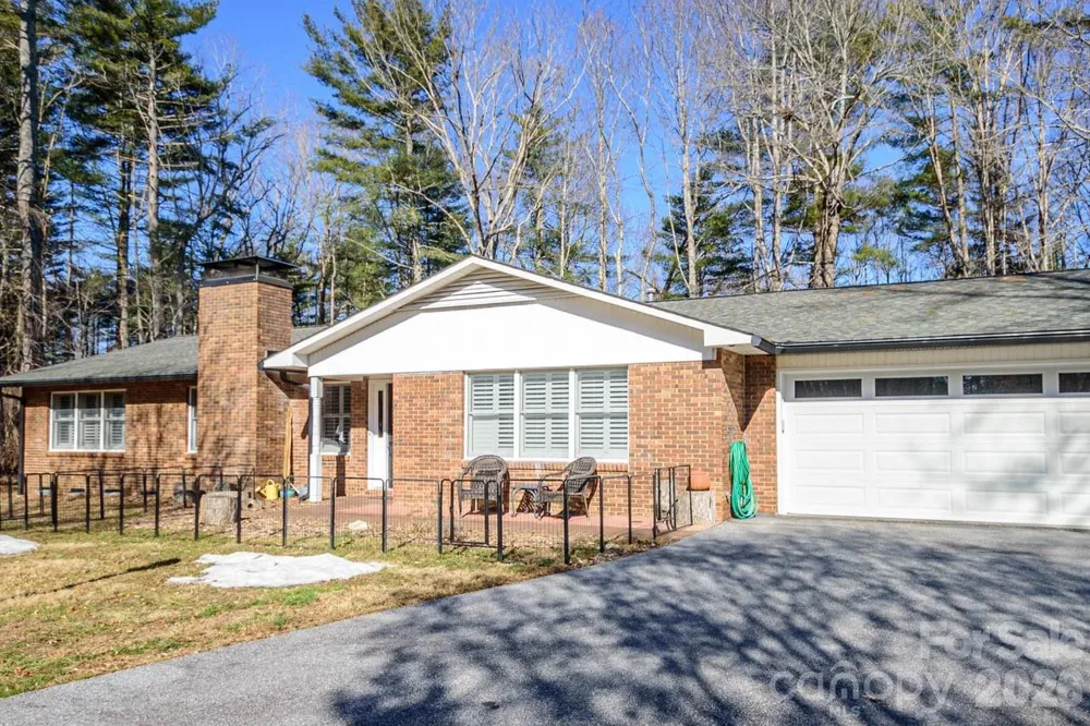 355 Mockingbird Drive