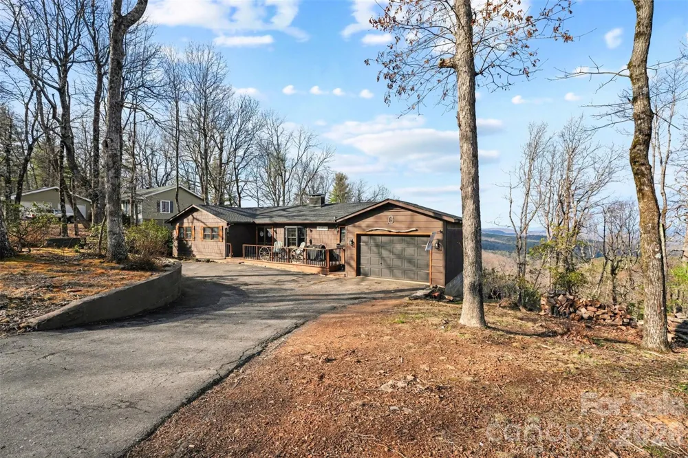 5475 Pine Ridge Drive Connelly Springs, NC 28612