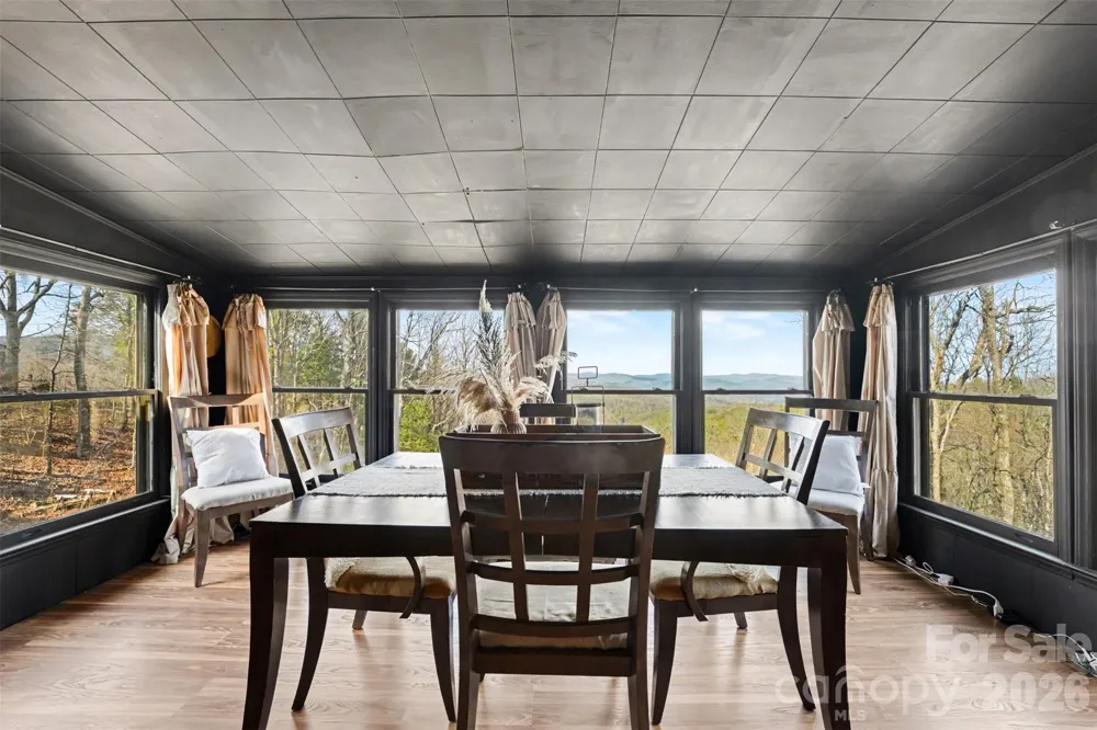 5475 Pine Ridge Drive Connelly Springs, NC 28612