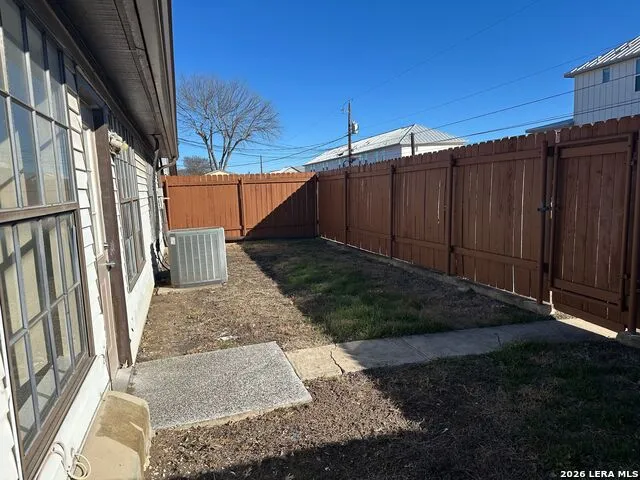 605 Oak Park #605 Boerne, TX 78006