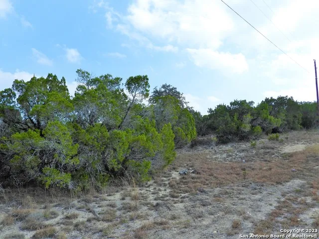 LOT 13 JOHNSON ROAD Lakehills, TX 78063