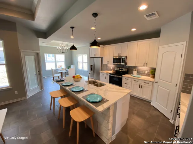 120 S Calvin Barrett Blanco, TX 78606