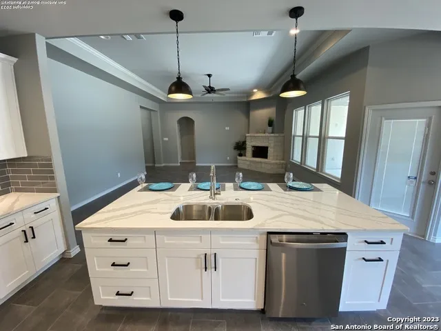 120 S Calvin Barrett Blanco, TX 78606